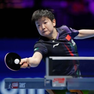 必一运动-国际乒联单打世界杯：孙颖莎4-0沙宾·温特晋级决赛